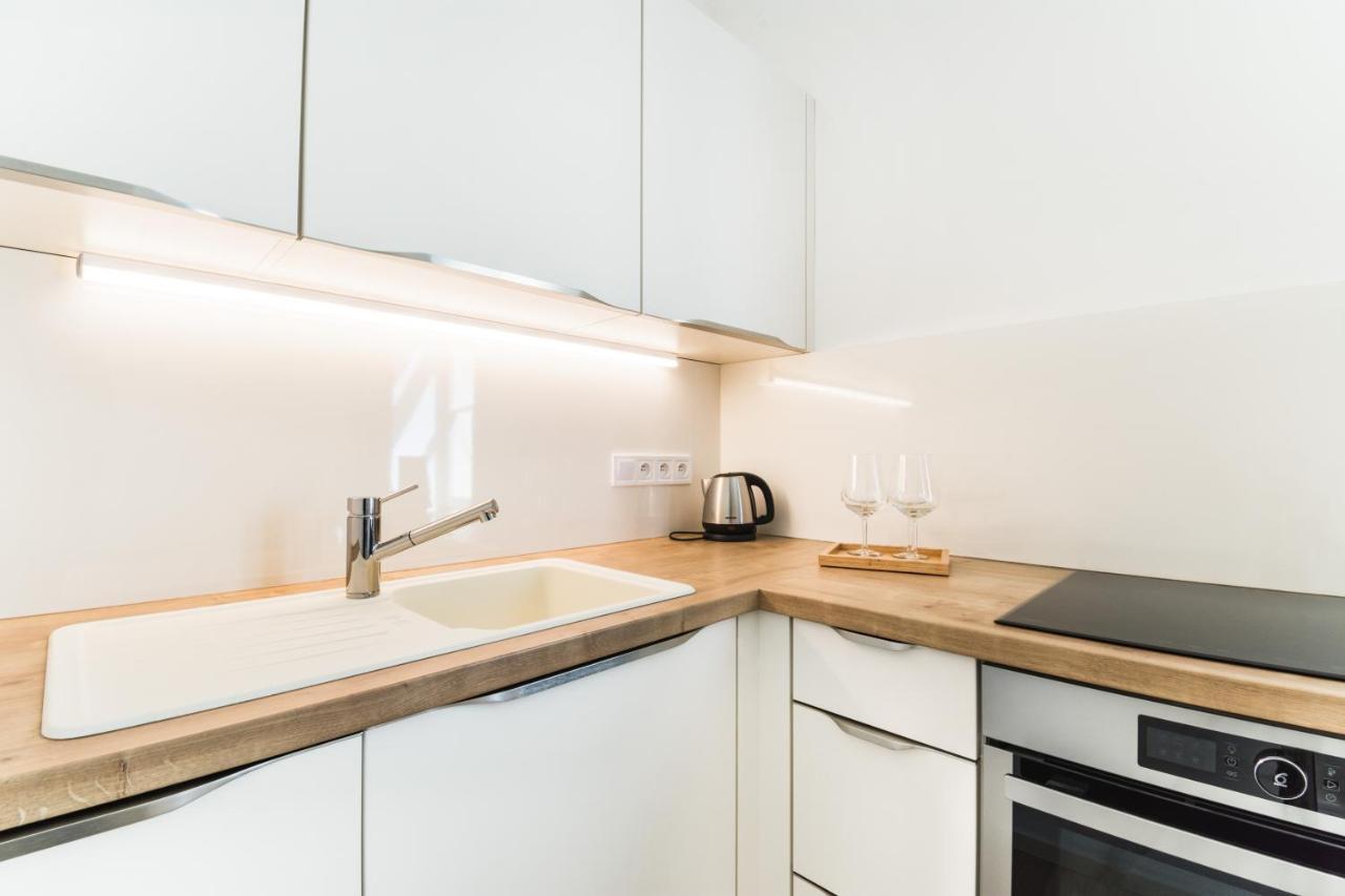 Pilsner Apartments - U Matky Bozi Plzeň Esterno foto