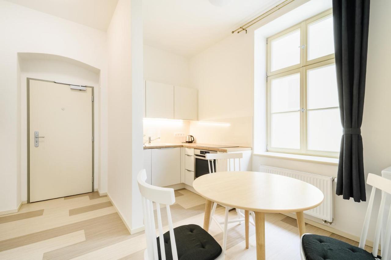 Pilsner Apartments - U Matky Bozi Plzeň Esterno foto